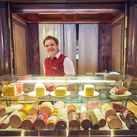 Szálloda Arlberg Hospiz 5*