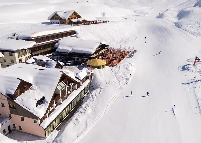 ホテル Arlberg Hospiz